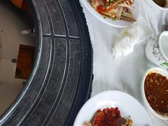 -鲁朗边巴次仁农家石锅