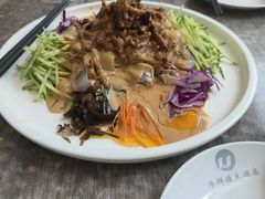 -今鲜源酒店·海鲜锅贴青岛菜(新湛路店)