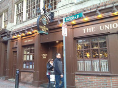 android_upload_pic-Union Oyster House