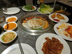 -钱小奴创意自助餐厅·原切谷饲安格斯畅吃(宁波环球银泰城店)