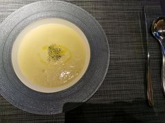 -卡普里披萨·牛扒·下午茶