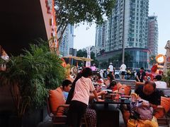 -何师烧烤·香辣蟹·川菜·30年老品牌(太古里旗舰店)