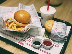 儿童牛肉餐-The Habit Burger Grill 哈比特汉堡(爱琴海店)