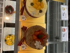 -花花卷卷·鲜食蛋糕(静安久光百货店)