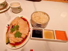 -芽笼芽笼新加坡餐厅(环球港店)