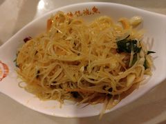 -王老六铁锅炖鱼(华阳路店)