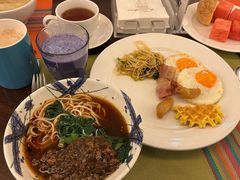 -岷山饭店-芝芝自助餐厅