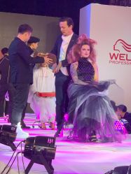 -时尚殿堂明星门店