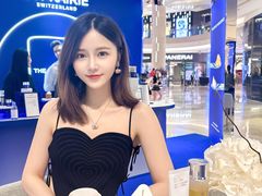 -爱雍·乌节