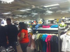 -巴宝莉工厂店/折扣店(工厂店)