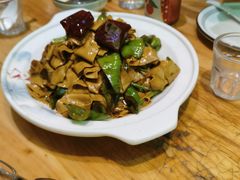 -快乐老家三鲜饺子东北菜(南六中路店)