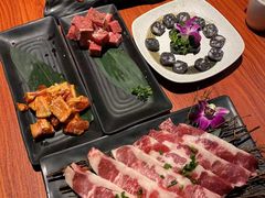 -山之屋炭火烧肉·生啤畅饮(大朗万科中央公园店)