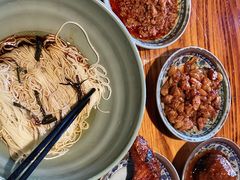 -老外婆本帮面(塔城路店)