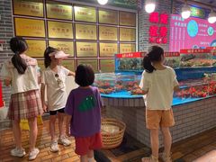 -谊荣海鲜大牌档(石湖店)