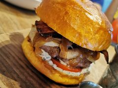 -ROAST coffee & eatery
