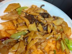 -九转小磨·非遗东北菜(群力店)