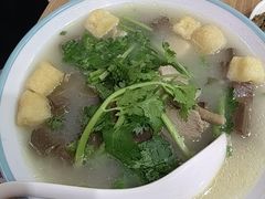 -小杨生煎(金山百联购物中心3楼店)