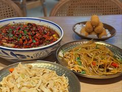 -川堂风·跷脚牛肉·乐山爆炒(宝山日月光店)