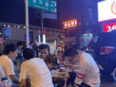 -UP嘻哈酒吧(粉巢店)