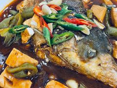 -粮食酒店