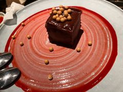 -LES ELITES 英集荟(南京西路店)