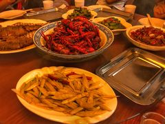 -郑东靓靓虾馆·金牌油焖大虾(天泽街店)