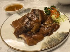 招牌深井烧鹅-酌宴府The China Club·广州万富希尔顿酒店(云城东路店)