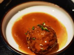 咸蛋黄狮子头-梅飞酒家(桑园路店)