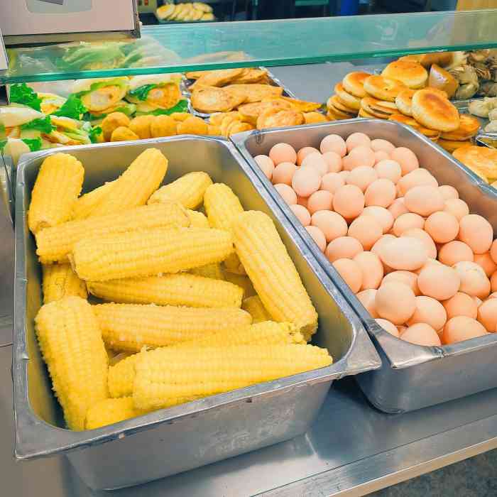 贵州大学西校区-学生食堂-"三星不能再多了……比中山园稍微好一点,b.