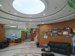 -雅悦齿科(顾村公园店)
