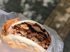 鸭肉夹饼-烤鸭肉夹馍鸭汤店