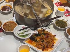 -焯牛潮汕牛肉火锅(云峰街创始店)