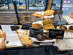 -汉柏麦香德国面包房(海信店)