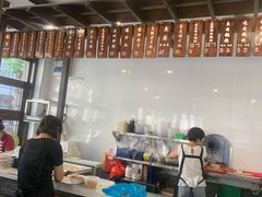 -长人馄饨铺(解放街店)
