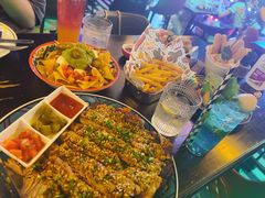 -Famous肥猫墨西哥音乐餐吧(五棵松华熙LIVE店)