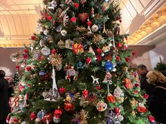 -乐蓬马歇百货公司(Rive Gauche)