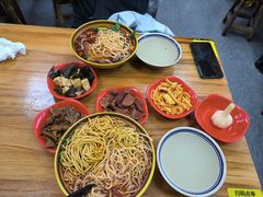 -楚郭君襄阳牛杂面(长寿路店)