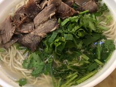 -清真·玛丽亚新疆菜主题餐厅(浙江中路店)