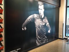 -NIKE上海青浦换季优惠店