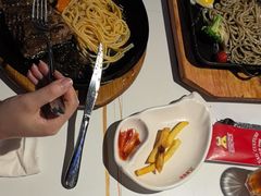 -豪享来(我格广场店)