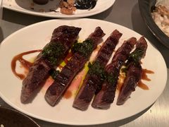 草饲肋眼牛排佐红葱欧芹香辣酱-Ocean's Table 欧舍