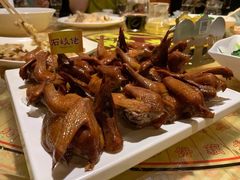 招牌烤乳鸽-石岐佬中山菜馆(张溪店)