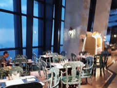 -锦厨国际自助餐厅 · 云端景观 (昆明索菲特大酒店)