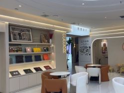 -小阿福儿童摄影(光谷时代广场店)