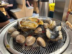 -围炉肉舍丹东海鲜烤肉·烤活鳗(步行街店)
