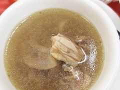 -银峰农庄·特色烧鸡·鲜无花果浸鸡