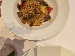 -马克西姆俄罗斯餐厅(通亚街店)