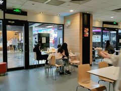 -麦当劳(世界城广场店)