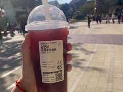 -喜茶(迪士尼小镇·平行宇宙店)