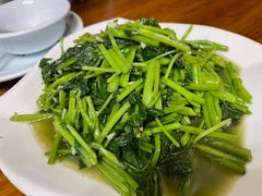 -芦茨金富饭庄·25年老字号·专做稻草鸡